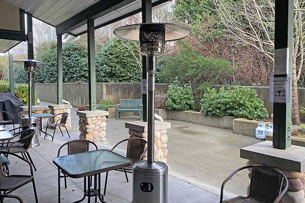 Ayre Manor Assisted Living Suite: Outdoor Patio